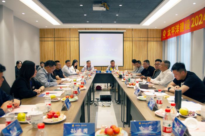 03 在新疆昌吉州呼圖壁縣農(nóng)田水利建設(shè)工程項(xiàng)目現(xiàn)場(chǎng)2.jpg